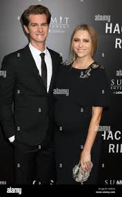 Beverly Hills, CA. 24th Oct, 2016. Andrew Garfield, Teresa Palmer at  arrivals for HACKSAW RIDGE Premiere, The Academys Samuel Goldwyn Theater,  Beverly Hills, CA October 24, 2016. Credit: Priscilla GrantEverett  CollectionAlamy Live