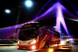 If you're departing from kuala lumpur international airport, the transnasional bus company offers limited daily trips to malacca so we highly recommend checking. Bus From Singapore To Kuala Lumpur Kkkl Travel Tours