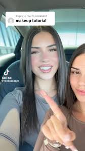 Nicolette Moore (_nicolette_)