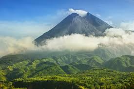 Letupan gunung berapi tahap penggera ketiga (siaga) pada hari sabtu menyebabkan hujan abu di 4 wilayah. Gunung Api Indonesia Ada Di Daftar Yang Dipantau Ilmuwan Dunia 2018