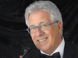 Il cantautore napoletano si esibirà in un concerto, il prossimo 30 giugno al parco del miglio d'oro di ercolano, il cui incasso sarà interamente devoluto al centro di spiritualità l'emanuele. Peppino Di Capri Ha Perso La Moglie Stroncata Da Un Male Incurabile