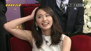 ガッキー新垣結衣のソフトエロの威力ｗｗｗｗｗ【脇・スカートの隙間】 - アイドルの楽園