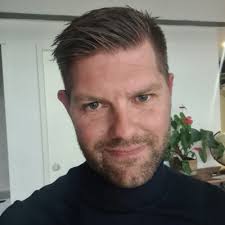 J'ai le plaisir de vous annoncer que j'occupe désormais le poste de  conseiller vente chez Laforet immobilier à Mont saint aignan