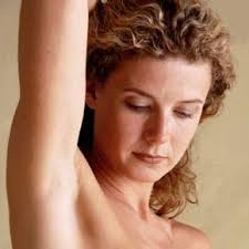 Laser hair removal removes your unwanted hair with a flash of light which safely inhibits the underarm hair follicles from regrowing. Is Laser Hair Removal Safe For Underarms Howstuffworks