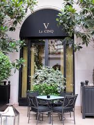Le Cinq Paris Paris Hotels Paris Restaurants Beautiful Hotels