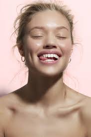 Fatima Olive's Instagram, Twitter & Facebook