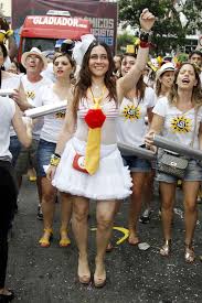 How tall and how much weigh alessandra negrini? 620full Alessandra Negrini Ophelielys