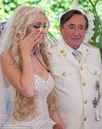 Richard lugner and cathy schmitz get married at schoenbrunn palace on september 13, 2014 in vienna, austria. Playboy Bunny Cathy Lugner Divorces Her Billionaire Husband Daily Mail Online