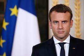 La politique économique d'emmanuel macron est jugée socialement injuste par 72% des français, selon un sondage odoxa pour bfm business 43% indiquent cependant être prêtes à attendre de voir quels seront les résultats avant de se prononcer définitivement. Yougov Pres D Un Francais Sur Deux Souhaite La Demission Du President De La Republique