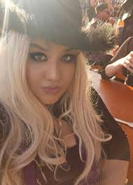 Members being bullied in music group