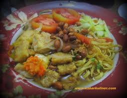 Seperti nasi goreng, mie goreng, martabak telur, mie ayam, sate, dan masih banyak lagi. Resep Tahu Acar Makanan Tradisional Khas Solo Kabarkuliner Com