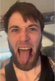 Hunting Murphy Girlfriend