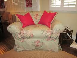 Sofa reupholstery or custom made our customers have the option to decide whether upholstery the old sofa you have, or send to a custom made, we make sofabed sectionals, chairs or headboards, we garantee our work, all our sofas are made with 100% natural non toxic, 100% cotton. Commercial Upholstery Los Angeles Wmupholstery