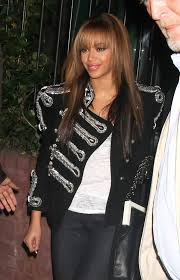 Beyonce blonde long curly synthetic lace front wig. Beyonce Knowles Long Straight Cut With Bangs Hair Lookbook Stylebistro