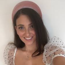 Melissa Malec's Instagram, Twitter & Facebook