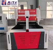 ‫آلية ورقة ثني المعادن ماكينة CNC لوحة Bender الطي معالجة الشركة المصنعة‬‎