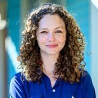 Lydia Waters's Instagram, Twitter & Facebook