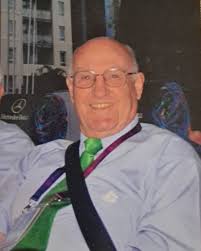 Very sad news of the passing of Selwyn Manz. Selwyn was a brilliant  sportsman who excelled at Rugby League and Cricket. Silly Selly as we  called him played both games in an