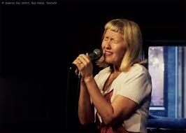 Eyes Wide Shut. Beverly Taft sing often with eyes shut.