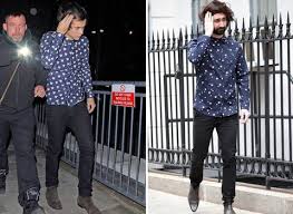 Select from suede chelsea boots to leather, in black, brown and tan. See What Happens When A Normal Guy Dares To Dress Like Harry Styles