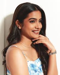 Sri Gouri Priya (@srigouripriya) • Instagram photos and videos