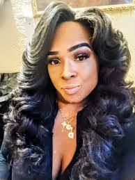 Raina Cox's Instagram, Twitter & Facebook