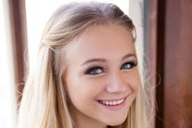 Teen Beach Movie's' Mollee Gray to Star in Indie Thriller 'Deceived'  (Exclusive)