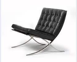 barcelona by ludwig mies van der rohe and lilly reich i t was originally designed for the german pavilion that country s entr stoelen barcelona stoel bauhaus