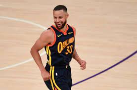 Wardell stephen curry ii is an american professional basketball player for the golden state warriors of the national basketball association. Warriors Lost To Lakers But At Least Steph Curry Gave Us A New Meme