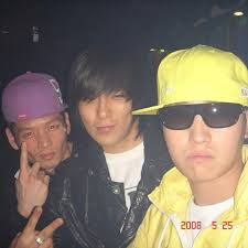 Pin By Elegantly Chic On T O P Vs G Dragon Part Ii Rappers From Bigbang Rappers Bigbang Tops