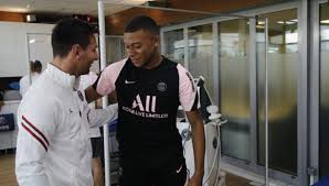 Leonardo, director deportivo del paris. Lionel Messi Y Mbappe En Psg Vs Reims El Debut Del Argentino Y El Frances Convocados Para El Duelo De Hoy Por La Ligue 1 Real Madrid Fichajes 2021 Futbol Internacional Depor