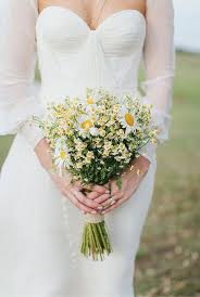 Wedding Flower Inspiration Daisy Daisy Wedding Theme Daisy Bouquet Wedding Wedding Flower Inspiration