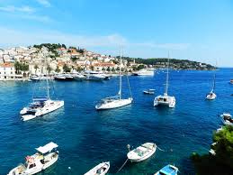 Republika hrvatska, ( listen) ), is a country at the crossroads of central and southeast europe on the adriatic sea. Tudo Sobre A Croacia Dicas Para Sua Viagem Lala Rebelo