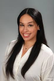 Chelsea Ellis's Instagram, Twitter & Facebook