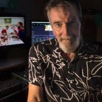 300+ profilů „Dowless“