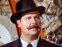 Garfield watches Shimmer and Shine.