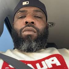 Anthony Longstreet's Instagram, Twitter & Facebook