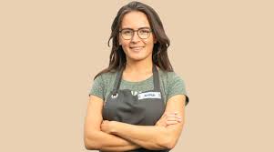 In heel holland bakt zoeken we nederlands beste thuisbakker. Winnares Anna Werd Twee Keer Afgewezen Voor Heel Holland Bakt Wel Nl