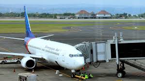Yogyakarta international airport arrival : Ron Paul Raised 10 4 Million