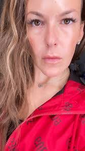 Janelle Courtney's Instagram, Twitter & Facebook