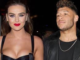So grateful and excited to become a dad bring on the sleepless nights. Alex Oxlade Chamberlain Trolled For Getting Closer To A Trophy At The Brit Awards Than He Will With Arsenal Irish Mirror Online