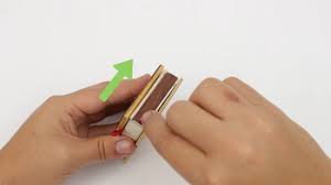 Match up one end of the strip to one end of the battery. 3 Ways To Light A Match Wikihow