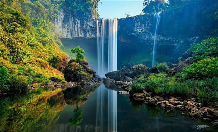 Top 3 thác nước hùng vĩ bậc nhất Tây Nguyên khi mùa mưa đổ về - Saostar.vn