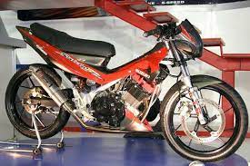 Race, modif satria hiu, foto modif satria, modif satria injeksi, modif satria 2tak, modif satria r, modifikasi suzuki satria: Modifikasi Suzuki Satria Fu 150 Cc 2009 And Little Specs New Motorcycles