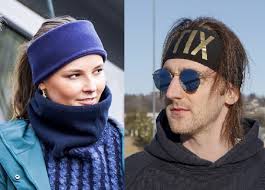 Kongefamilien, Slottet