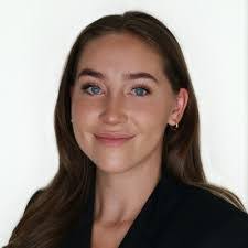 Katherine Scofield's Instagram, Twitter & Facebook