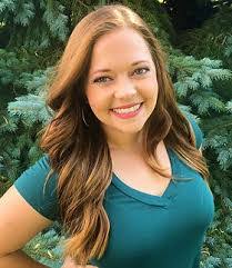 Leah Flynn's Instagram, Twitter & Facebook