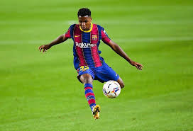 20 апреля 2021, 21:34 суперлига. Barcelona Transfer News Roundup Barca To Battle Manchester United For Rapid Vienna Forward Club Makes Decision On Junior Firpo S Future And More 12 January 2021