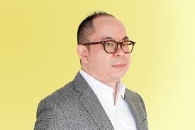 Joseph Kan's Instagram, Twitter & Facebook