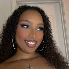 Marisol Francis's Instagram, Twitter & Facebook